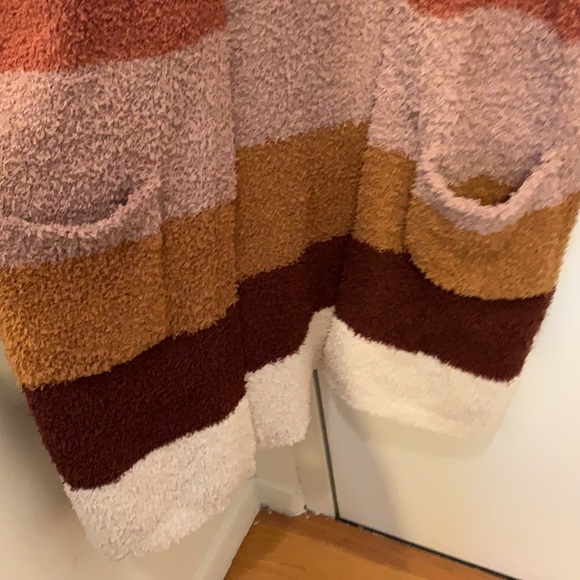 WARM AND COZY POCKET CARDIGAN - Picture 3 of 6